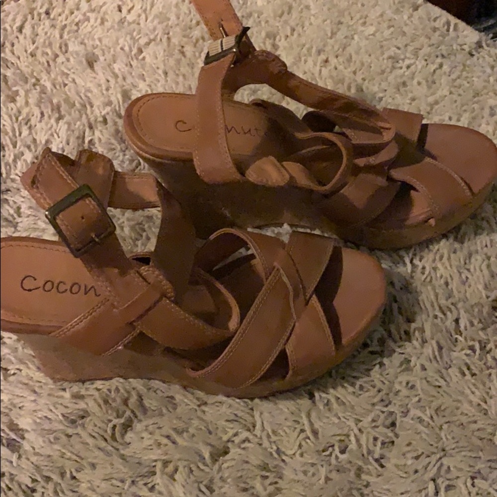 Tan Wedges